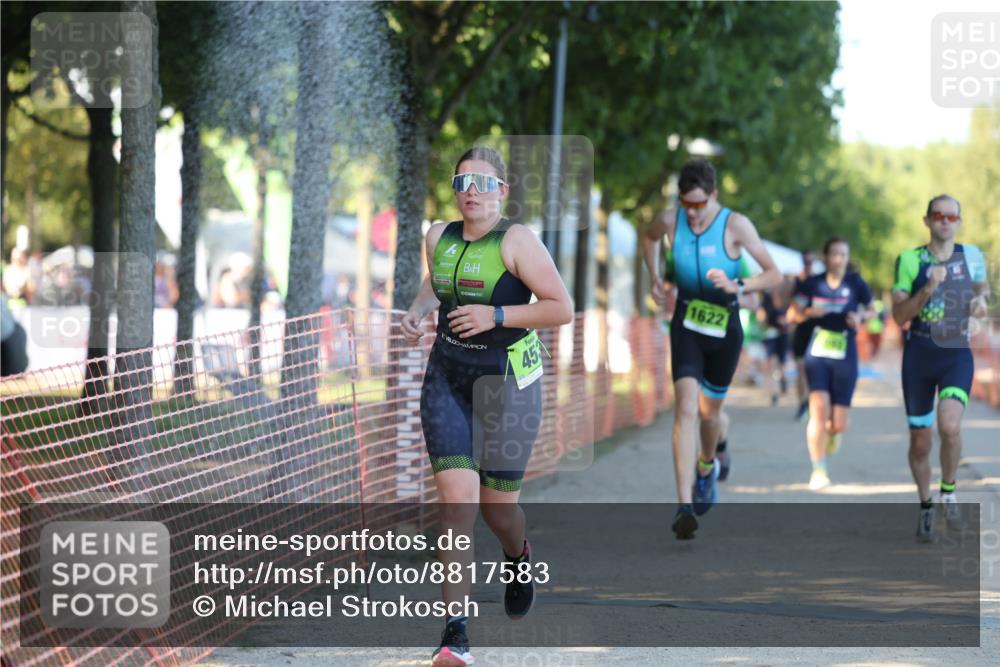 07.09.2025 - 19. Norderstedt Triathlon Michael Strokosch http://msf.ph/oto/8817583 07.09.2025 16:38:04 Laufen 453, 923, 1046, 1092, 1470, 1494, 1554 meine-sportfotos.de