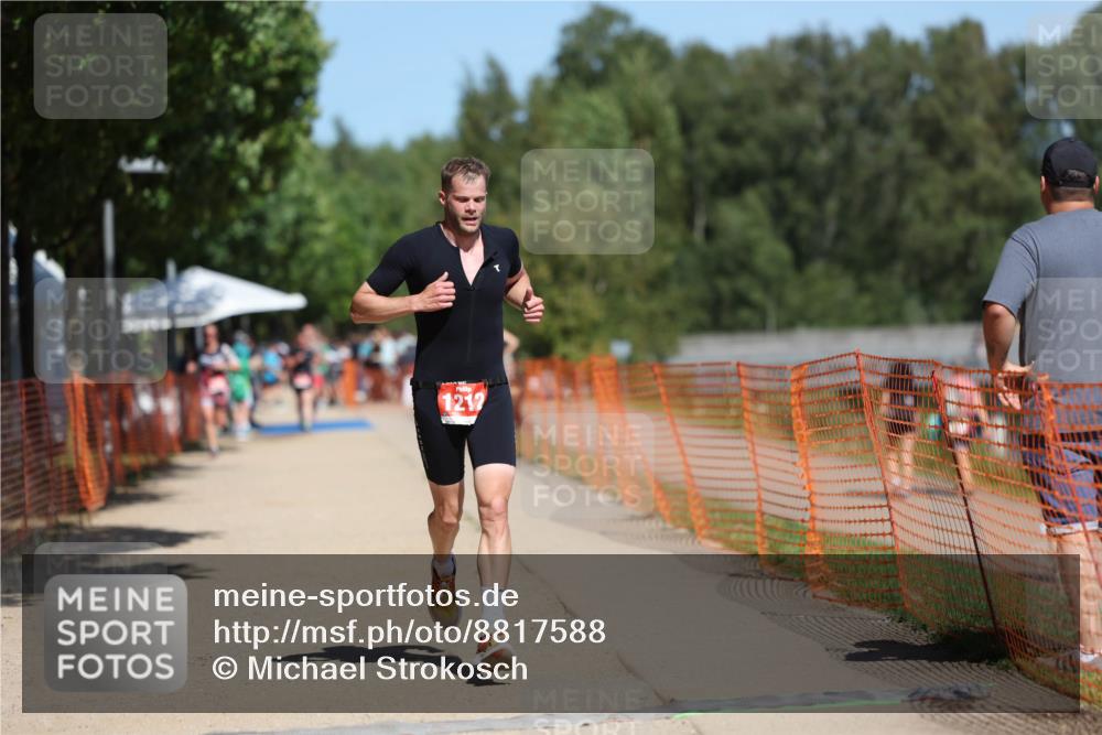 07.09.2025 - 19. Norderstedt Triathlon Michael Strokosch http://msf.ph/oto/8817588 07.09.2025 12:58:38 Laufen 1212, 1290, 1329 meine-sportfotos.de