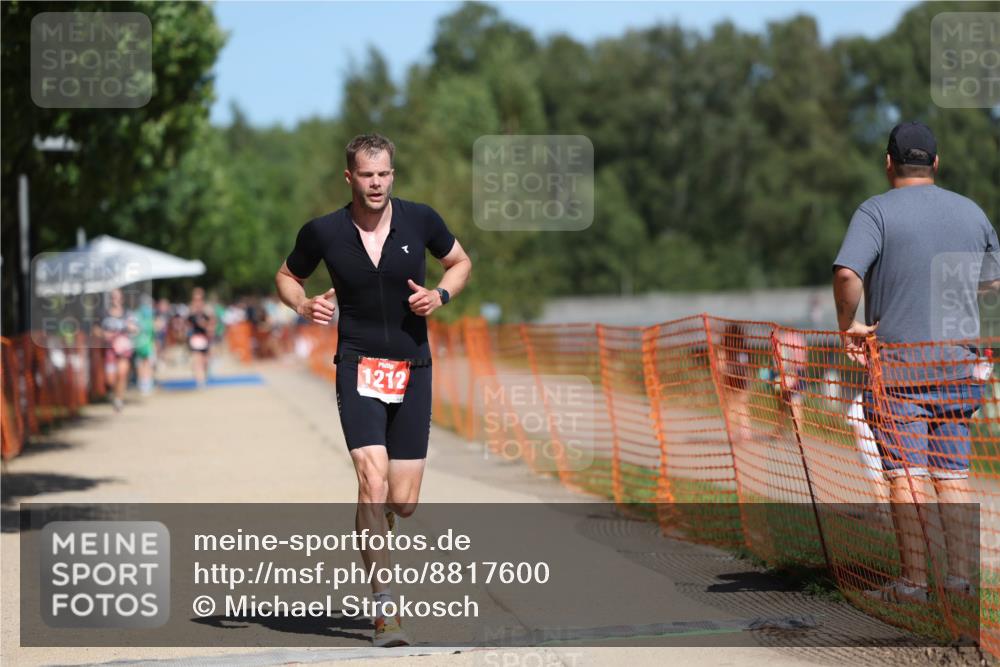 07.09.2025 - 19. Norderstedt Triathlon Michael Strokosch http://msf.ph/oto/8817600 07.09.2025 12:58:38 Laufen 1212, 1290, 1329 meine-sportfotos.de