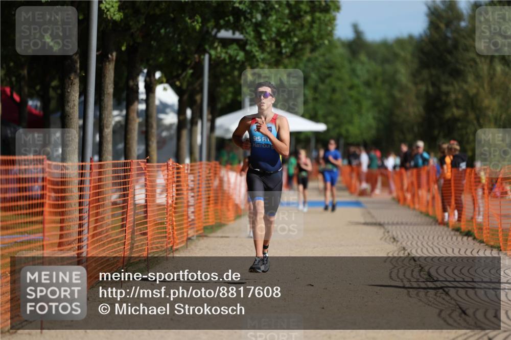 07.09.2025 - 19. Norderstedt Triathlon Michael Strokosch http://msf.ph/oto/8817608 07.09.2025 10:48:41 Laufen 61, 654 meine-sportfotos.de