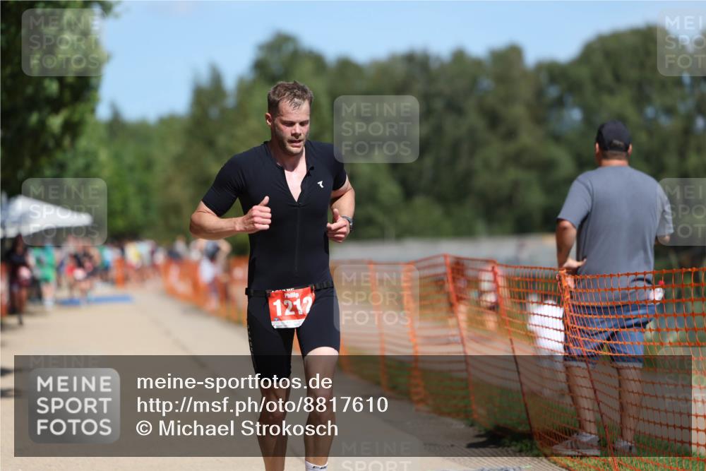 07.09.2025 - 19. Norderstedt Triathlon Michael Strokosch http://msf.ph/oto/8817610 07.09.2025 12:58:39 Laufen 1212, 1290, 1329 meine-sportfotos.de