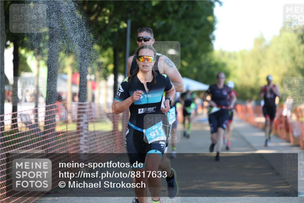 07.09.2025 - 19. Norderstedt Triathlon Michael Strokosch http://msf.ph/oto/8817633 07.09.2025 16:38:14 Laufen 536, 871, 1061, 1472, 1557, 1575 meine-sportfotos.de