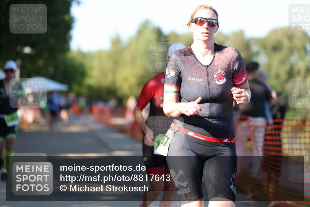 07.09.2025 - 19. Norderstedt Triathlon Michael Strokosch http://msf.ph/oto/8817643 07.09.2025 16:38:19 Laufen 536, 1061, 1472, 1557, 1575 meine-sportfotos.de