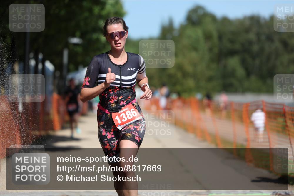 07.09.2025 - 19. Norderstedt Triathlon Michael Strokosch http://msf.ph/oto/8817669 07.09.2025 12:58:51 Laufen 224, 1269, 1386 meine-sportfotos.de