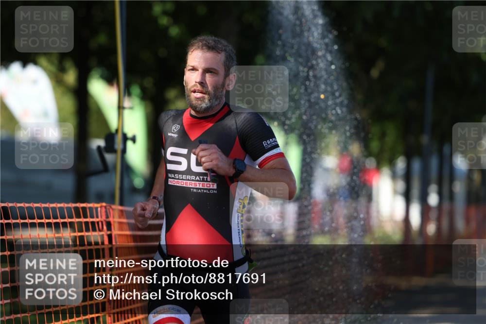 07.09.2025 - 19. Norderstedt Triathlon Michael Strokosch http://msf.ph/oto/8817691 07.09.2025 15:40:02 Laufen  meine-sportfotos.de