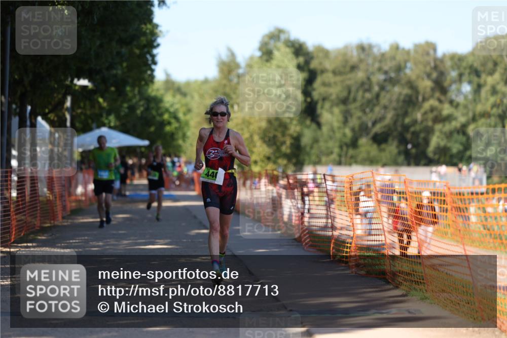 07.09.2025 - 19. Norderstedt Triathlon Michael Strokosch http://msf.ph/oto/8817713 07.09.2025 15:40:10 Laufen 440, 463, 1466 meine-sportfotos.de