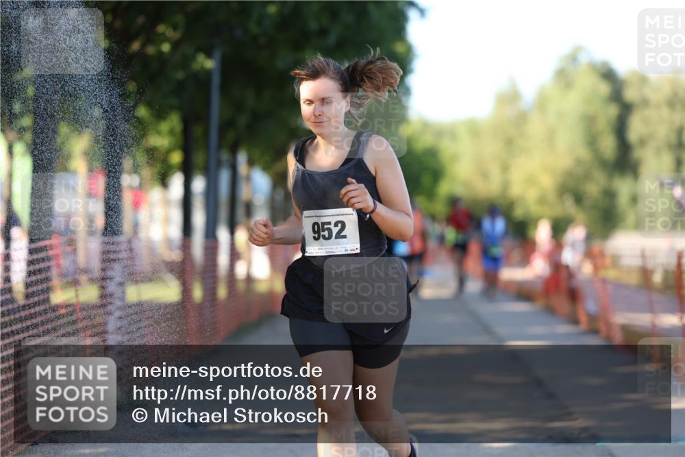 07.09.2025 - 19. Norderstedt Triathlon Michael Strokosch http://msf.ph/oto/8817718 07.09.2025 16:38:39 Laufen 883, 933, 952, 1044, 1625 meine-sportfotos.de
