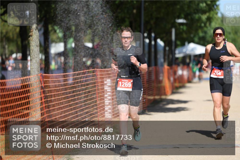 07.09.2025 - 19. Norderstedt Triathlon Michael Strokosch http://msf.ph/oto/8817733 07.09.2025 12:58:57 Laufen 224, 701, 1269 meine-sportfotos.de