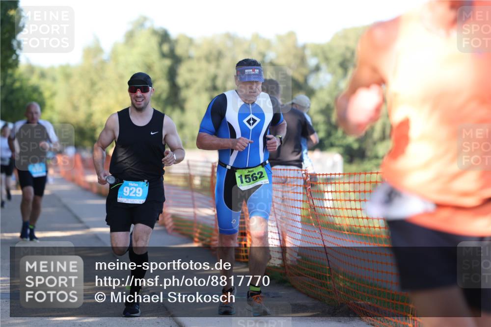 07.09.2025 - 19. Norderstedt Triathlon Michael Strokosch http://msf.ph/oto/8817770 07.09.2025 16:38:48 Laufen 432, 883, 929, 933, 1475, 1562, 1585 meine-sportfotos.de