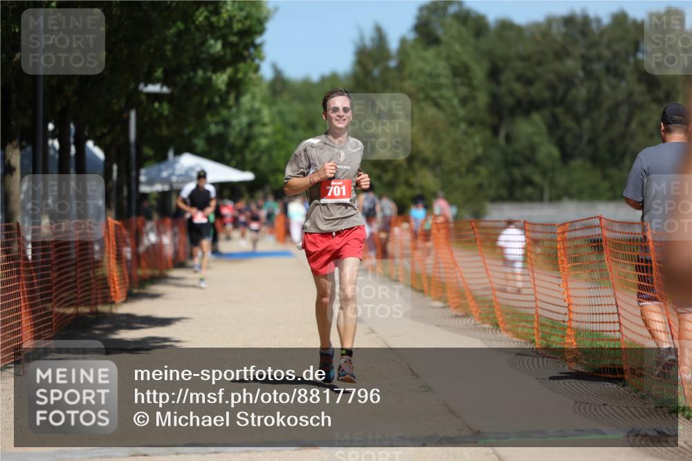 07.09.2025 - 19. Norderstedt Triathlon Michael Strokosch http://msf.ph/oto/8817796 07.09.2025 12:59:01 Laufen 167, 224, 701, 1269 meine-sportfotos.de