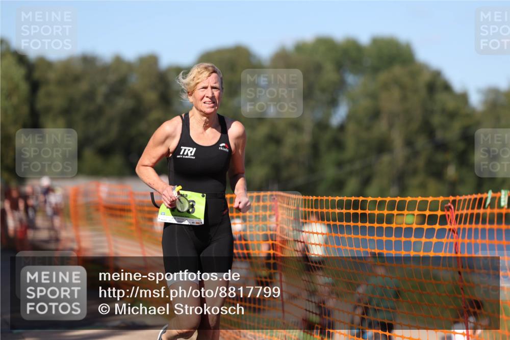 07.09.2025 - 19. Norderstedt Triathlon Michael Strokosch http://msf.ph/oto/8817799 07.09.2025 15:40:19 Laufen 463, 1466 meine-sportfotos.de