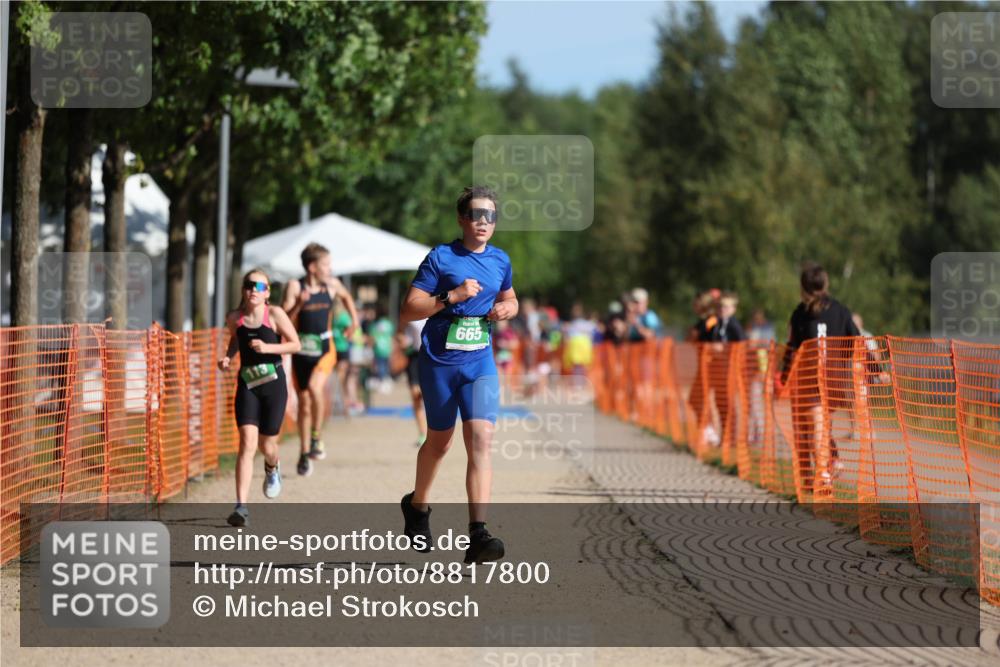 07.09.2025 - 19. Norderstedt Triathlon Michael Strokosch http://msf.ph/oto/8817800 07.09.2025 10:48:54 Laufen 71, 113, 645, 665 meine-sportfotos.de