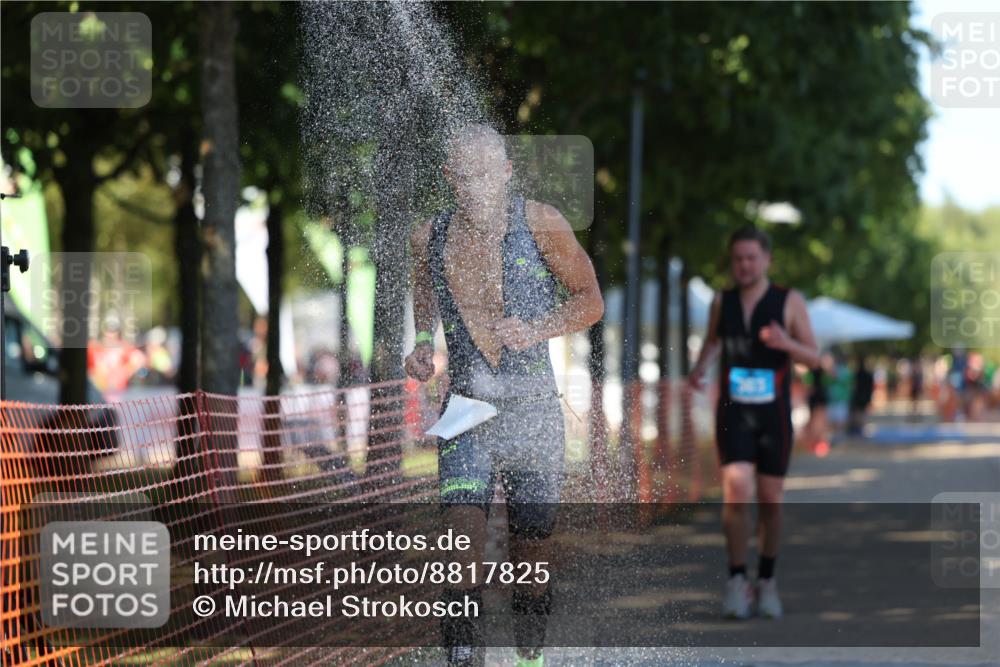 07.09.2025 - 19. Norderstedt Triathlon Michael Strokosch http://msf.ph/oto/8817825 07.09.2025 15:40:45 Laufen 363 meine-sportfotos.de