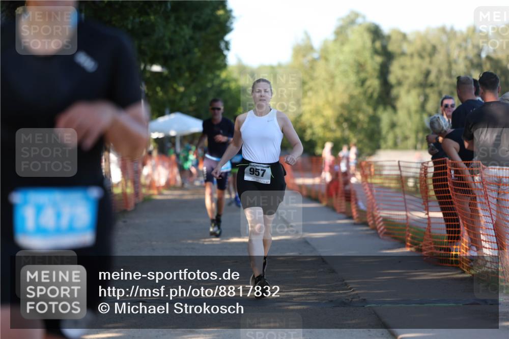07.09.2025 - 19. Norderstedt Triathlon Michael Strokosch http://msf.ph/oto/8817832 07.09.2025 16:38:55 Laufen 416, 432, 909, 957, 1475 meine-sportfotos.de