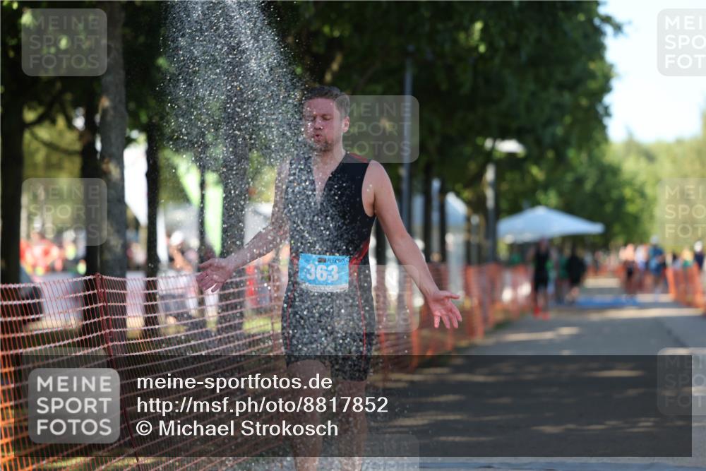 07.09.2025 - 19. Norderstedt Triathlon Michael Strokosch http://msf.ph/oto/8817852 07.09.2025 15:40:48 Laufen 363 meine-sportfotos.de