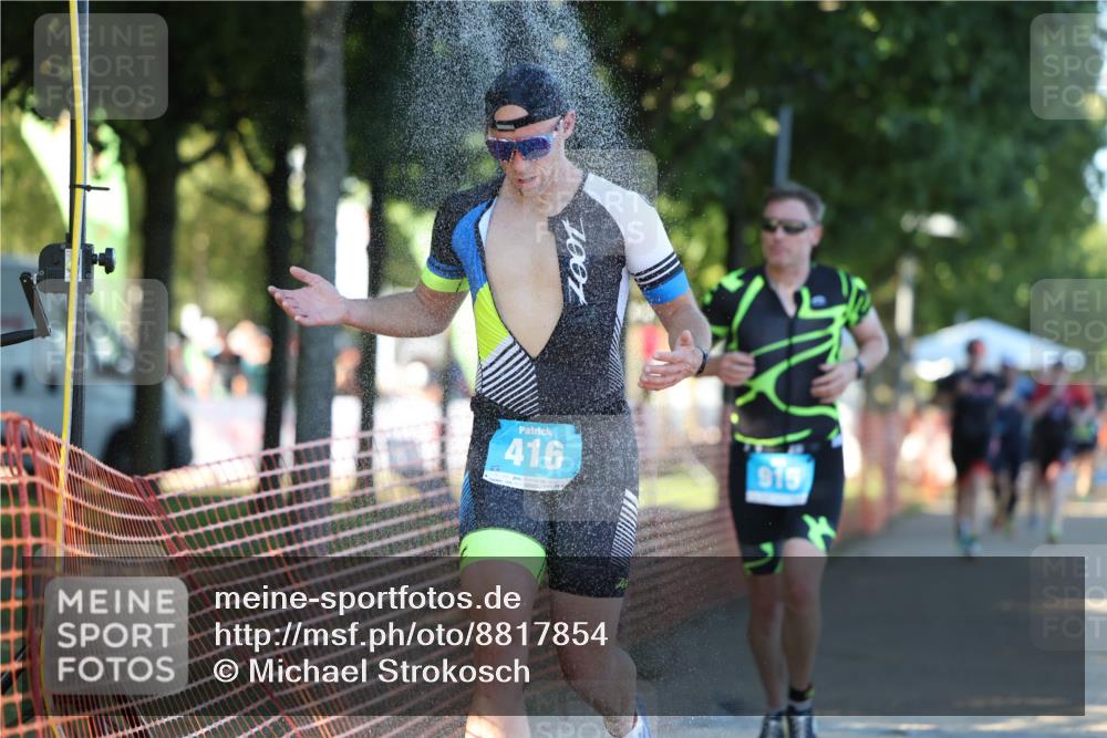 07.09.2025 - 19. Norderstedt Triathlon Michael Strokosch http://msf.ph/oto/8817854 07.09.2025 16:39:04 Laufen 416, 915, 1060, 1073, 1105, 1550 meine-sportfotos.de