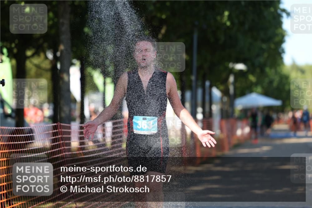 07.09.2025 - 19. Norderstedt Triathlon Michael Strokosch http://msf.ph/oto/8817857 07.09.2025 15:40:48 Laufen 363 meine-sportfotos.de