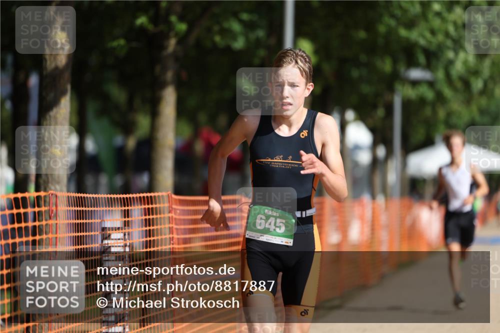 07.09.2025 - 19. Norderstedt Triathlon Michael Strokosch http://msf.ph/oto/8817887 07.09.2025 10:48:59 Laufen 113, 645, 665, 675 meine-sportfotos.de