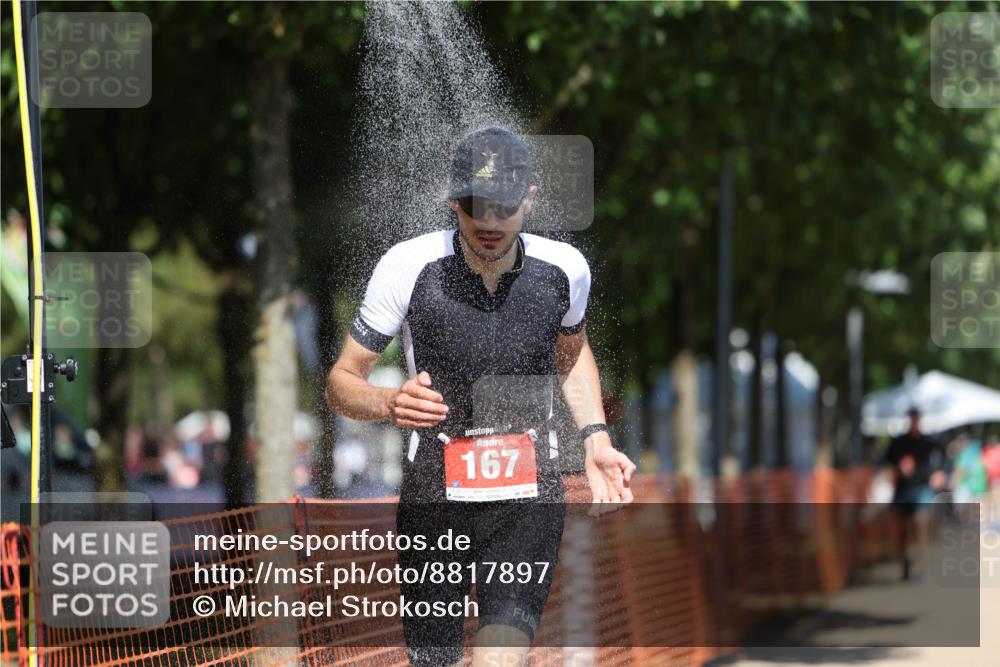 07.09.2025 - 19. Norderstedt Triathlon Michael Strokosch http://msf.ph/oto/8817897 07.09.2025 12:59:09 Laufen 167 meine-sportfotos.de