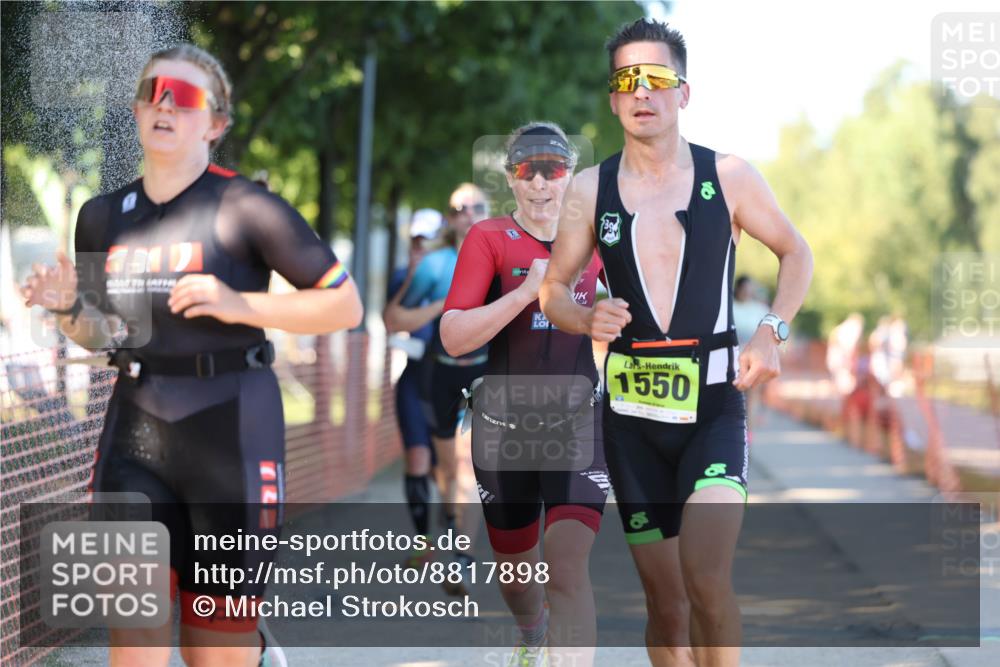 07.09.2025 - 19. Norderstedt Triathlon Michael Strokosch http://msf.ph/oto/8817898 07.09.2025 16:39:11 Laufen 916, 944, 1060, 1067, 1073, 1105, 1550 meine-sportfotos.de