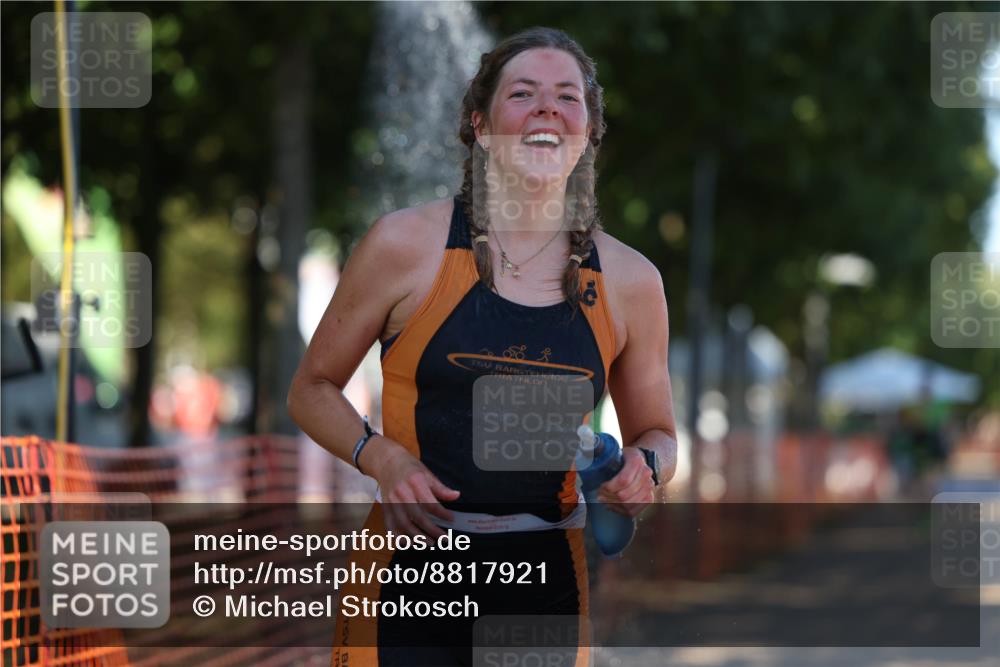07.09.2025 - 19. Norderstedt Triathlon Michael Strokosch http://msf.ph/oto/8817921 07.09.2025 15:41:08 Laufen 391, 457, 1478 meine-sportfotos.de