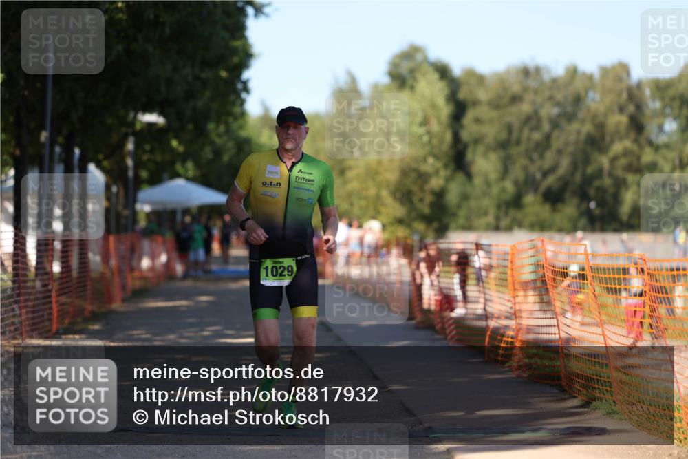 07.09.2025 - 19. Norderstedt Triathlon Michael Strokosch http://msf.ph/oto/8817932 07.09.2025 15:41:16 Laufen  meine-sportfotos.de