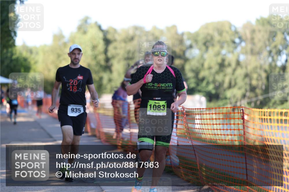 07.09.2025 - 19. Norderstedt Triathlon Michael Strokosch http://msf.ph/oto/8817963 07.09.2025 16:39:23 Laufen 868, 935, 1083, 1564 meine-sportfotos.de