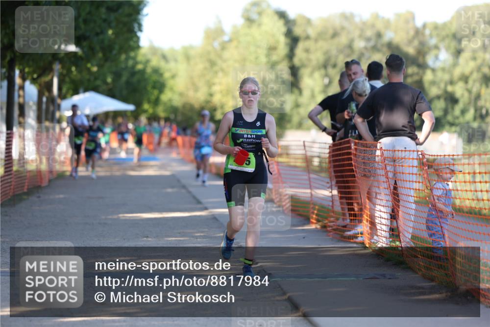 07.09.2025 - 19. Norderstedt Triathlon Michael Strokosch http://msf.ph/oto/8817984 07.09.2025 16:39:40 Laufen 455, 1104, 1582, 1604 meine-sportfotos.de