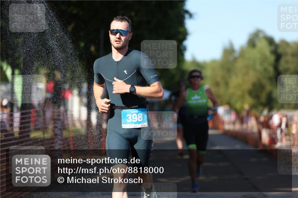 07.09.2025 - 19. Norderstedt Triathlon Michael Strokosch http://msf.ph/oto/8818000 07.09.2025 15:41:35 Laufen 474, 1484 meine-sportfotos.de