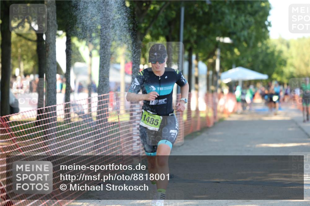 07.09.2025 - 19. Norderstedt Triathlon Michael Strokosch http://msf.ph/oto/8818001 07.09.2025 16:39:50 Laufen 1432, 1582 meine-sportfotos.de