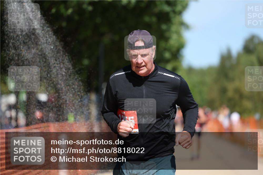 07.09.2025 - 19. Norderstedt Triathlon Michael Strokosch http://msf.ph/oto/8818022 07.09.2025 12:59:28 Laufen 1255, 1256, 1327 meine-sportfotos.de