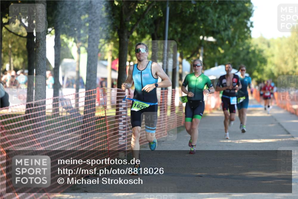 07.09.2025 - 19. Norderstedt Triathlon Michael Strokosch http://msf.ph/oto/8818026 07.09.2025 16:40:01 Laufen 406, 465, 1078, 1620 meine-sportfotos.de