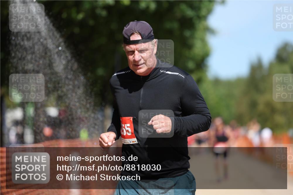 07.09.2025 - 19. Norderstedt Triathlon Michael Strokosch http://msf.ph/oto/8818030 07.09.2025 12:59:29 Laufen 1255, 1256, 1327 meine-sportfotos.de
