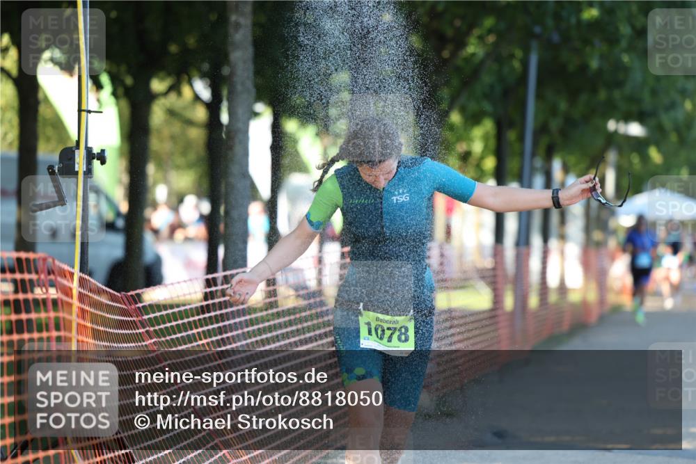 07.09.2025 - 19. Norderstedt Triathlon Michael Strokosch http://msf.ph/oto/8818050 07.09.2025 16:40:07 Laufen 406, 465, 942, 1078 meine-sportfotos.de