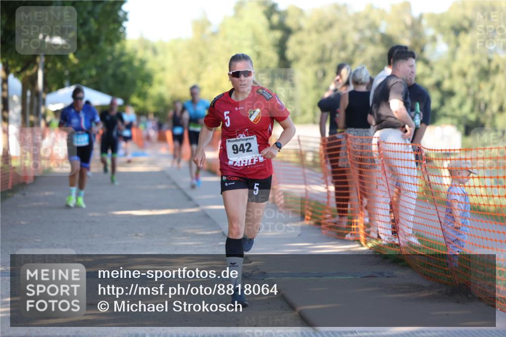 07.09.2025 - 19. Norderstedt Triathlon Michael Strokosch http://msf.ph/oto/8818064 07.09.2025 16:40:12 Laufen 942, 1553, 1632 meine-sportfotos.de