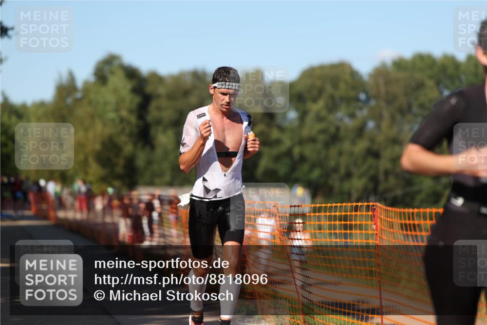 07.09.2025 - 19. Norderstedt Triathlon Michael Strokosch http://msf.ph/oto/8818096 07.09.2025 15:41:49 Laufen 1414, 1501 meine-sportfotos.de