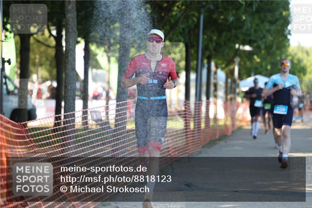 07.09.2025 - 19. Norderstedt Triathlon Michael Strokosch http://msf.ph/oto/8818123 07.09.2025 16:40:22 Laufen 386, 431, 1553, 1573, 1614, 1632 meine-sportfotos.de