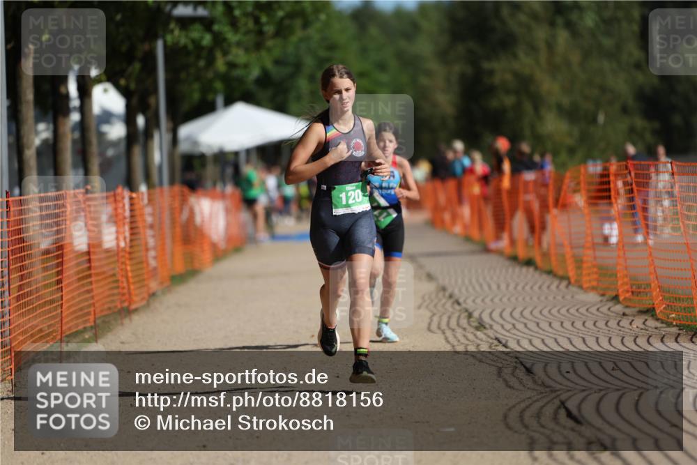 07.09.2025 - 19. Norderstedt Triathlon Michael Strokosch http://msf.ph/oto/8818156 07.09.2025 10:49:20 Laufen 79, 111, 120 meine-sportfotos.de