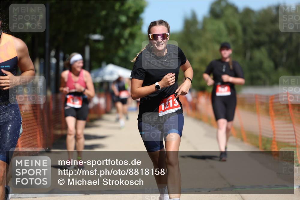 07.09.2025 - 19. Norderstedt Triathlon Michael Strokosch http://msf.ph/oto/8818158 07.09.2025 12:59:50 Laufen 146, 696, 757, 830, 847, 1213 meine-sportfotos.de