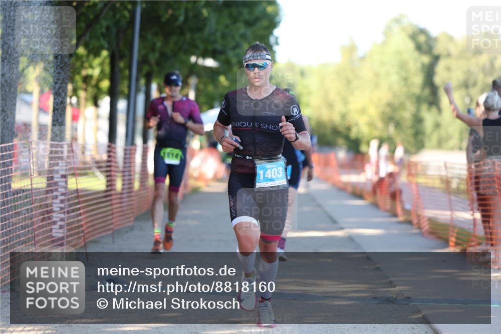 07.09.2025 - 19. Norderstedt Triathlon Michael Strokosch http://msf.ph/oto/8818160 07.09.2025 16:40:28 Laufen 365, 386, 1614 meine-sportfotos.de