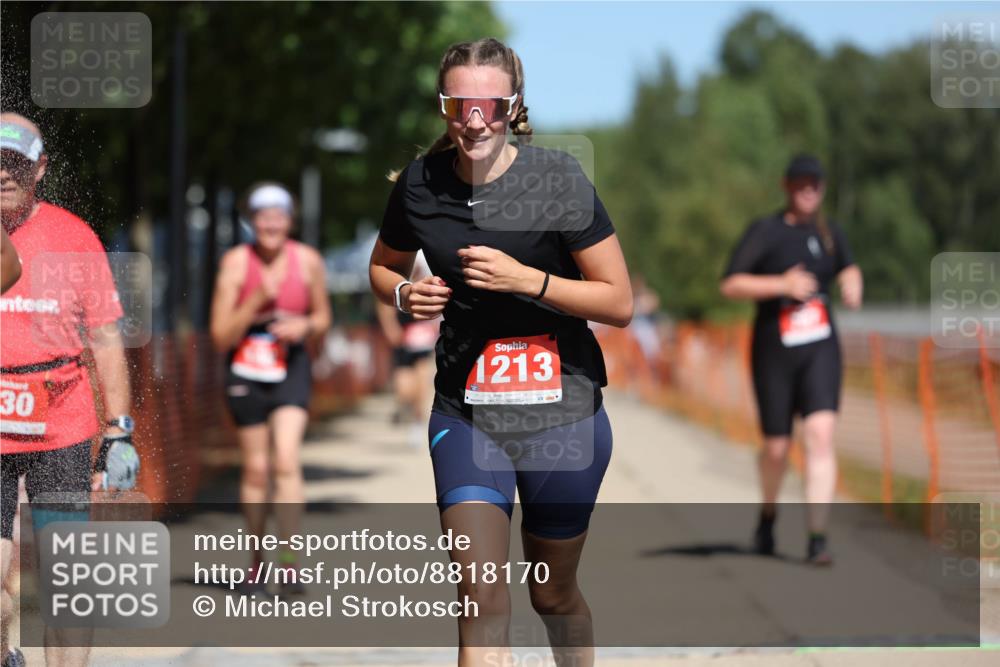 07.09.2025 - 19. Norderstedt Triathlon Michael Strokosch http://msf.ph/oto/8818170 07.09.2025 12:59:51 Laufen 146, 696, 757, 830, 847, 1213 meine-sportfotos.de