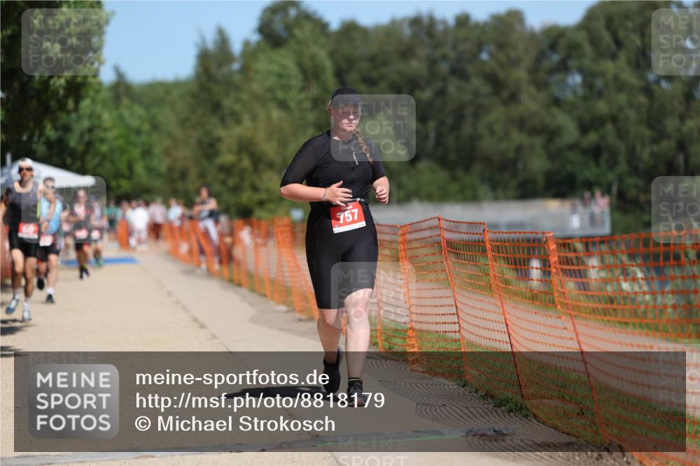 07.09.2025 - 19. Norderstedt Triathlon Michael Strokosch http://msf.ph/oto/8818179 07.09.2025 12:59:52 Laufen 146, 696, 757, 847, 1213 meine-sportfotos.de