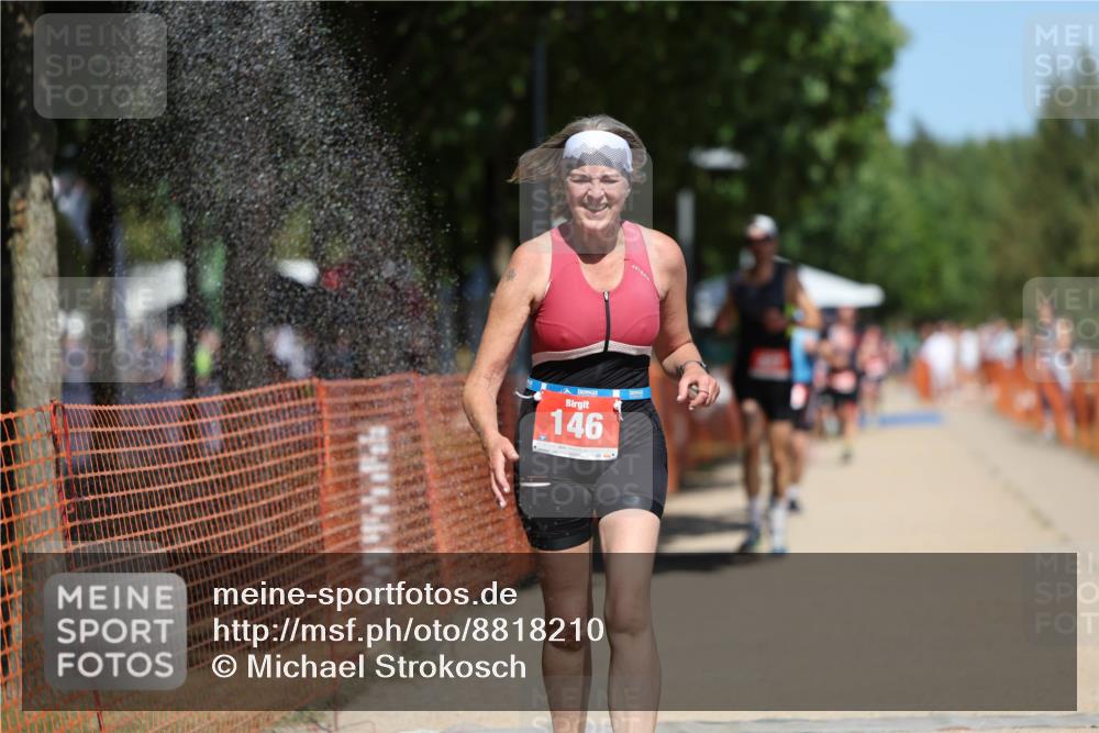 07.09.2025 - 19. Norderstedt Triathlon Michael Strokosch http://msf.ph/oto/8818210 07.09.2025 12:59:54 Laufen 146, 696, 757, 847, 1213, 1235 meine-sportfotos.de