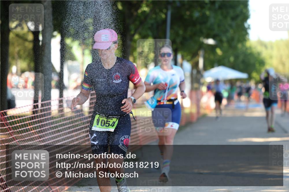 07.09.2025 - 19. Norderstedt Triathlon Michael Strokosch http://msf.ph/oto/8818219 07.09.2025 16:40:39 Laufen 1054, 1102, 1400, 1420 meine-sportfotos.de