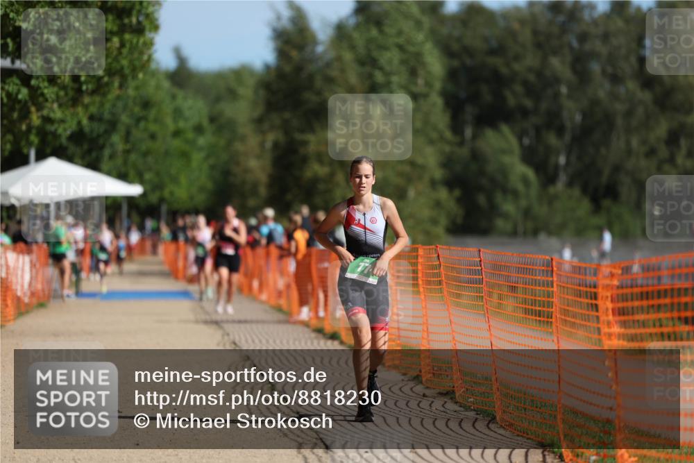 07.09.2025 - 19. Norderstedt Triathlon Michael Strokosch http://msf.ph/oto/8818230 07.09.2025 10:49:38 Laufen 77 meine-sportfotos.de