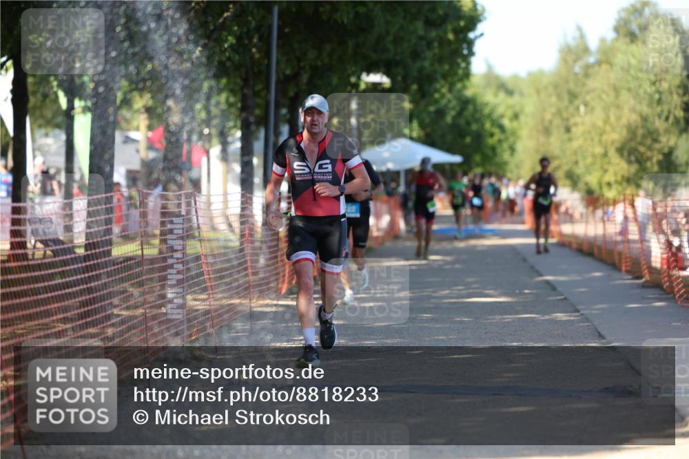 07.09.2025 - 19. Norderstedt Triathlon Michael Strokosch http://msf.ph/oto/8818233 07.09.2025 15:42:14 Laufen 428, 987, 1447 meine-sportfotos.de