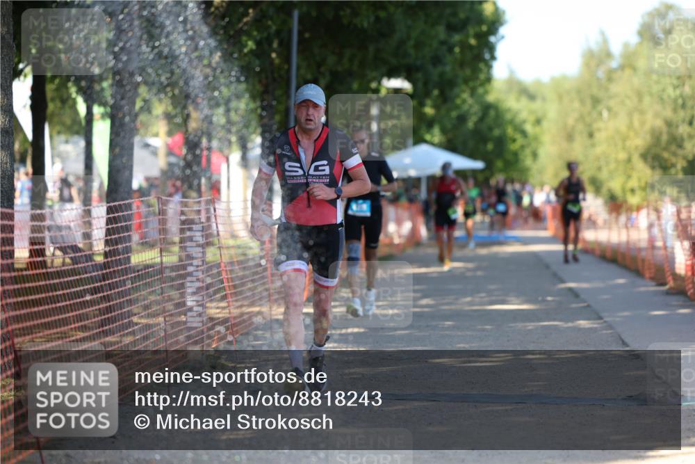 07.09.2025 - 19. Norderstedt Triathlon Michael Strokosch http://msf.ph/oto/8818243 07.09.2025 15:42:14 Laufen 428, 987, 1447 meine-sportfotos.de
