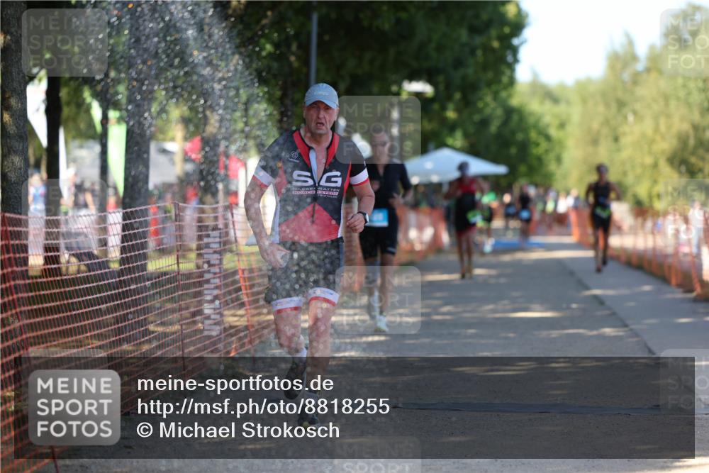 07.09.2025 - 19. Norderstedt Triathlon Michael Strokosch http://msf.ph/oto/8818255 07.09.2025 15:42:15 Laufen 428, 987, 1447 meine-sportfotos.de