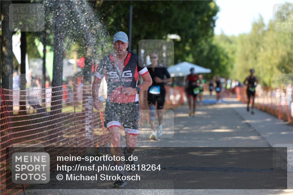 07.09.2025 - 19. Norderstedt Triathlon Michael Strokosch http://msf.ph/oto/8818264 07.09.2025 15:42:15 Laufen 428, 987, 1447 meine-sportfotos.de