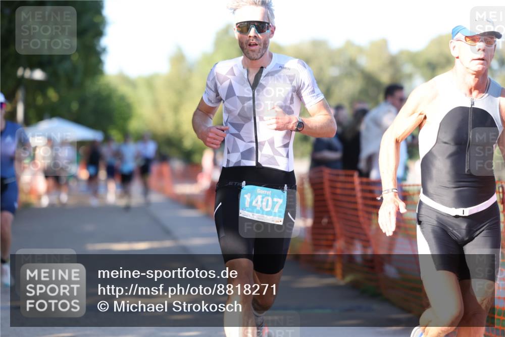 07.09.2025 - 19. Norderstedt Triathlon Michael Strokosch http://msf.ph/oto/8818271 07.09.2025 16:41:05 Laufen 1076, 1407, 1419, 1473 meine-sportfotos.de